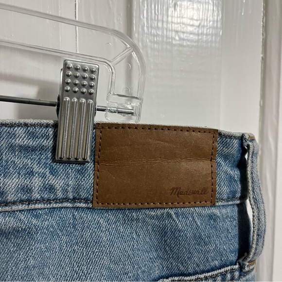 Madewell Curvy Perfect Vintage Jeans Coney Wash Destroyed Edition Size 32 R2 - Picture 5 of 11